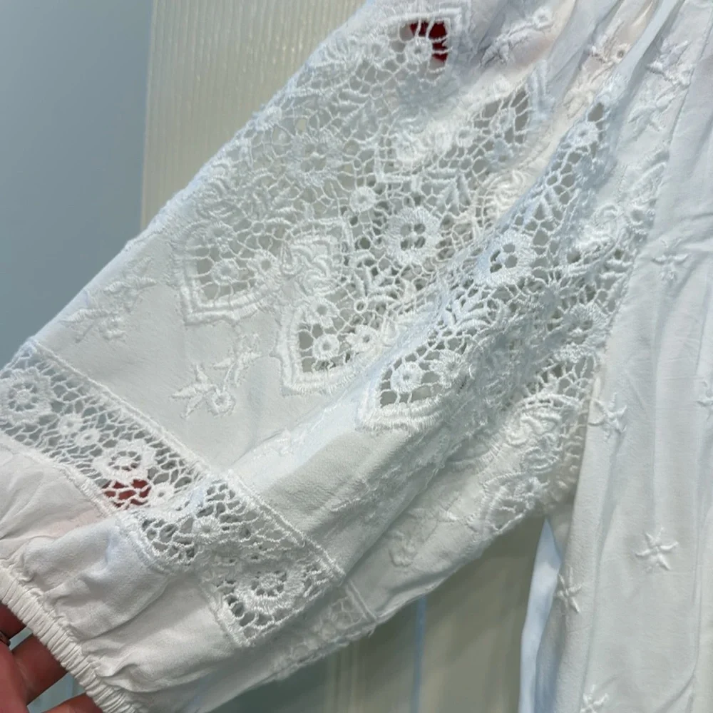 LOFT NWT White Lace Sleeve Off Shoulder Top XS